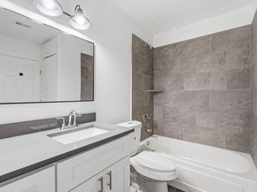 1911 Hearthside DR A/B, Austin TX 78757