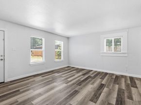 1911 Hearthside DR A/B, Austin TX 78757