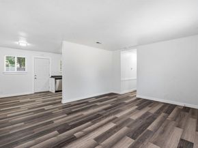 1911 Hearthside DR A/B, Austin TX 78757