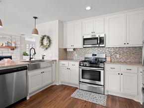 1308 Honeysuckle LN, Pflugerville TX 78660