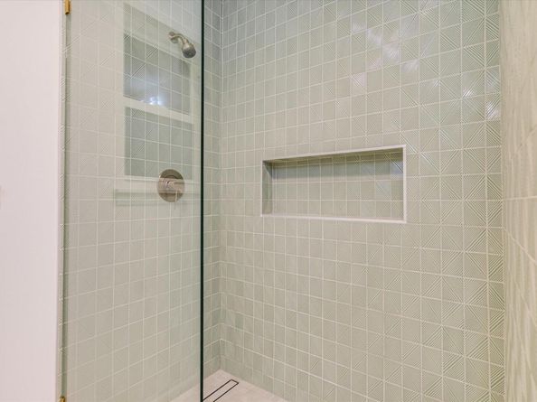 3921 Greystone DR, Austin TX 78731