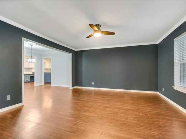 3921 Greystone DR, Austin TX 78731