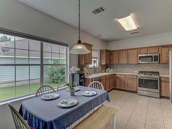 1002 Elmwood DR, Georgetown TX 78628