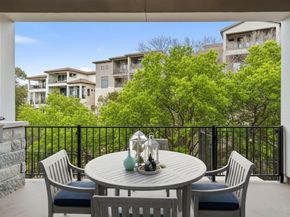 107 Cascading Waters PL, Lakeway TX 78734