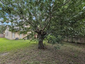 8713 Pineridge DR, Austin TX 78729