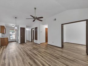 8713 Pineridge DR, Austin TX 78729