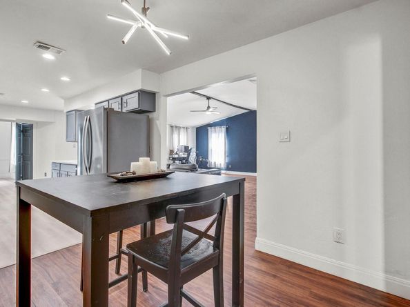 12319 Wycliff LN, Austin TX 78727