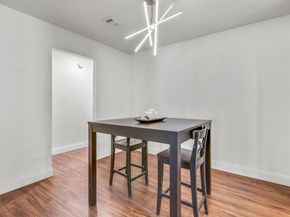 12319 Wycliff LN, Austin TX 78727