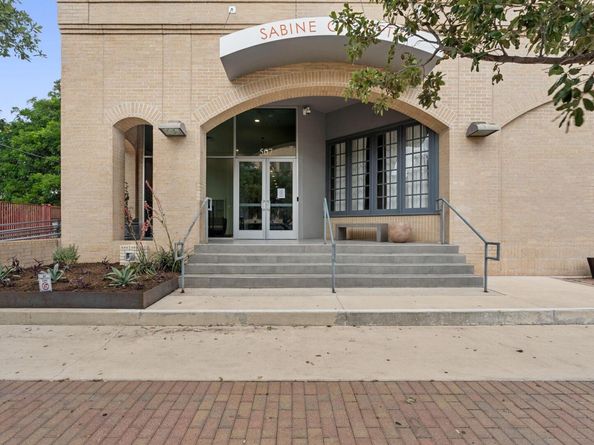 507 Sabine ST 605, Austin TX 78701