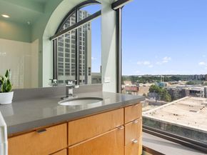 507 Sabine ST 605, Austin TX 78701