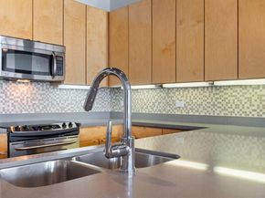 507 Sabine ST 605, Austin TX 78701