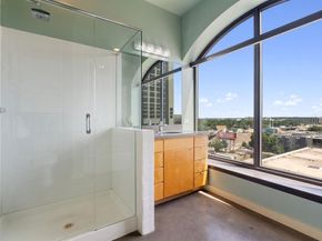 507 Sabine ST 605, Austin TX 78701