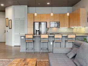 507 Sabine ST 605, Austin TX 78701