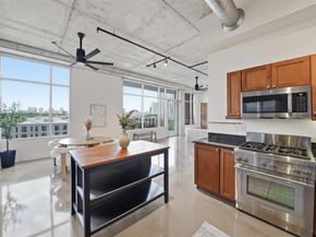 800 W 5th ST 906, Austin TX 78703