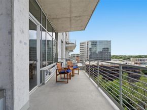 800 W 5th ST 906, Austin TX 78703