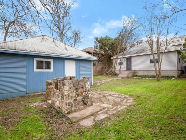 3318 Thomas Kincheon ST, Austin TX 78745