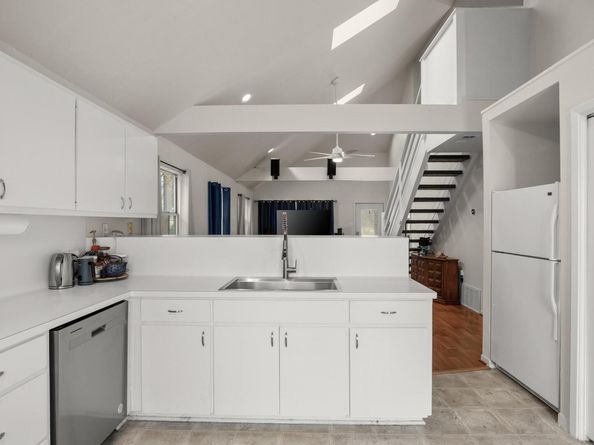 3318 Thomas Kincheon ST, Austin TX 78745