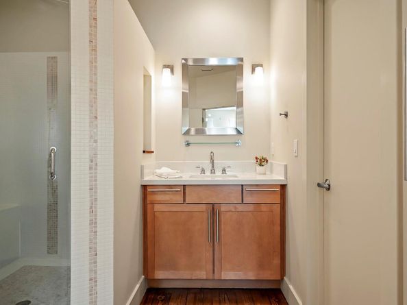 1205 Kinney Ave A, Austin TX 78704
