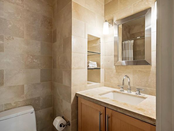 1205 Kinney Ave A, Austin TX 78704
