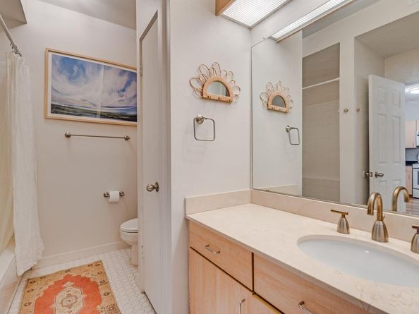 2209 Hancock DR 15, Austin TX 78756