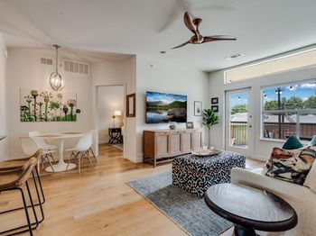 2209 Hancock DR
