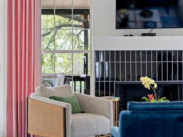 102 Hurst Creek RD, Lakeway TX 78734