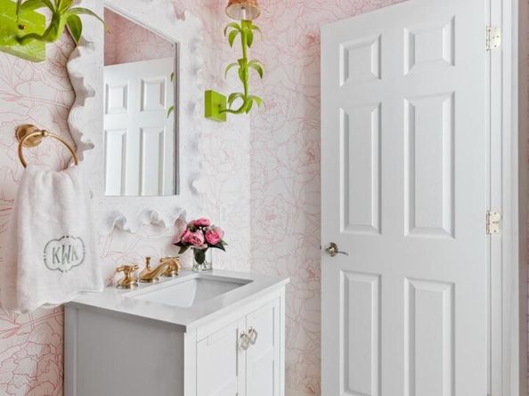 102 Hurst Creek RD, Lakeway TX 78734