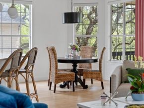 102 Hurst Creek RD, Lakeway TX 78734