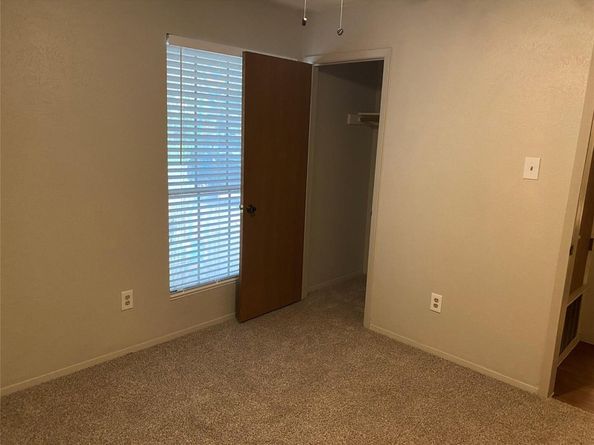 8105 Dowling CV, Austin TX 78745