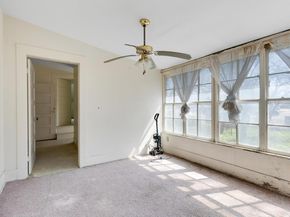 2705 E 2nd ST, Austin TX 78702