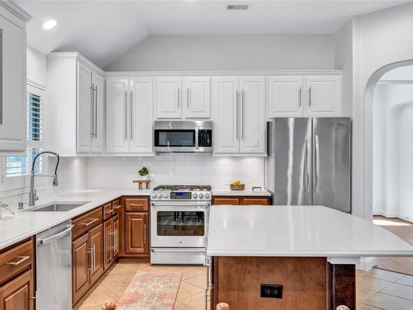 11413 Cherisse DR, Austin TX 78739