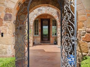 121 Feritti DR, Lakeway TX 78734