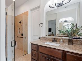 121 Feritti DR, Lakeway TX 78734