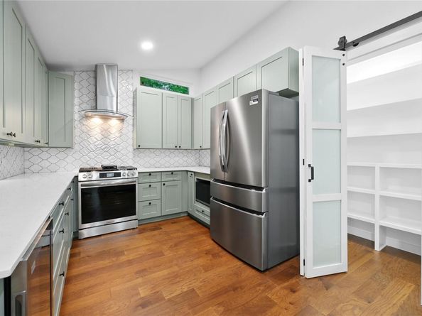 1006 Cherico ST, Austin TX 78702