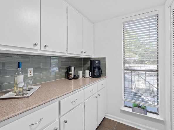 1101 Hollow Creek DR 2203, Austin TX 78704