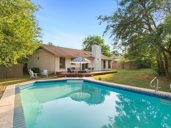 9702 Westward DR, Austin TX 78733