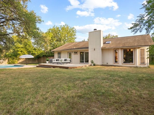 9702 Westward DR, Austin TX 78733