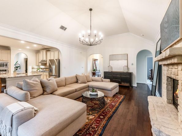 9017 Villa Norte DR, Austin TX 78726