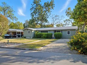 1109 Arcadia Ave, Austin TX 78757