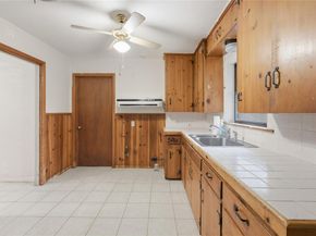 1109 Arcadia Ave, Austin TX 78757