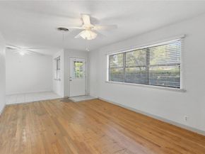 1109 Arcadia Ave, Austin TX 78757