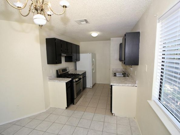 1403 Byers LN, Austin TX 78753