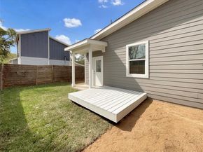 6213 Felix Ave B, Austin TX 78741