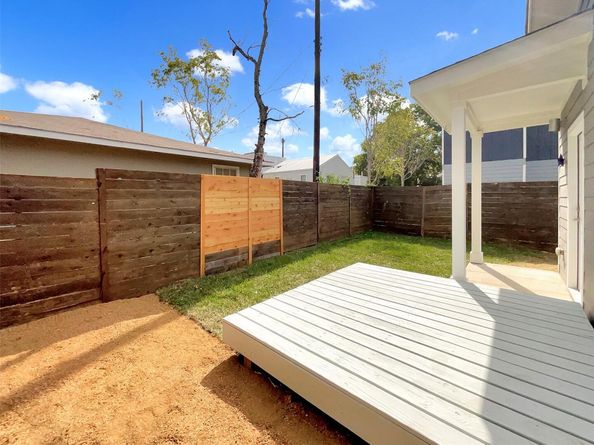 6213 Felix Ave B, Austin TX 78741