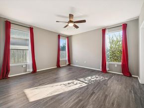 907 Thrasher Glade DR, Pflugerville TX 78660