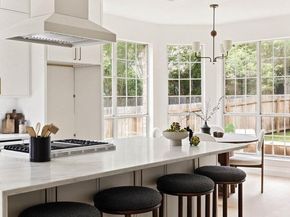 8208 Isaac Pryor DR, Austin TX 78749