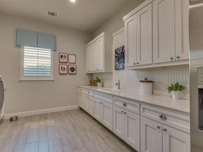 2800 Crystal Falls PKWY, Leander TX 78641