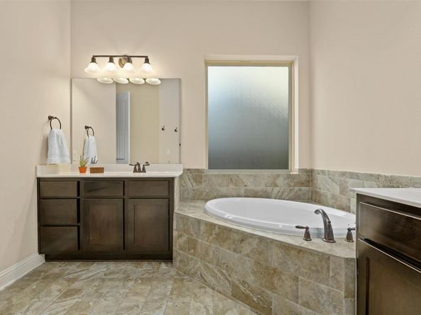 10915 Hidden Caves WAY, Austin TX 78726