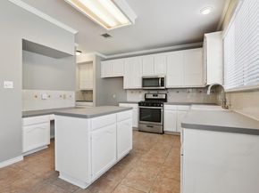 8402 Delavan Ave, Austin TX 78717