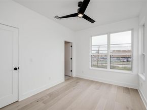 2511 E 5th ST, Austin TX 78702